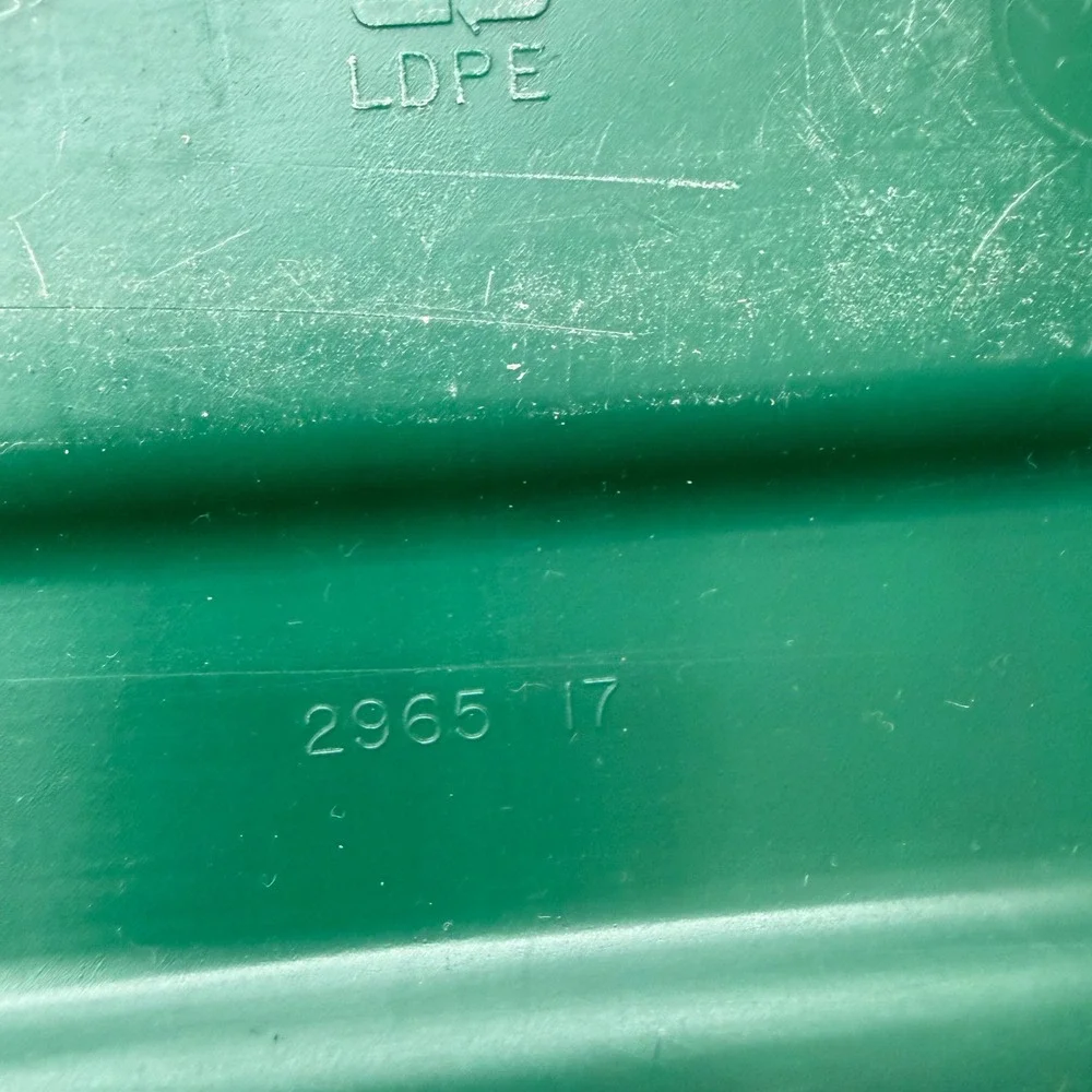 Rubbermaid vintage model